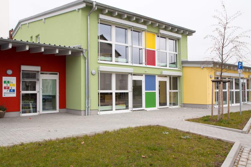 Umbau und Erweiterung Kindergarten Gensinger Straße
